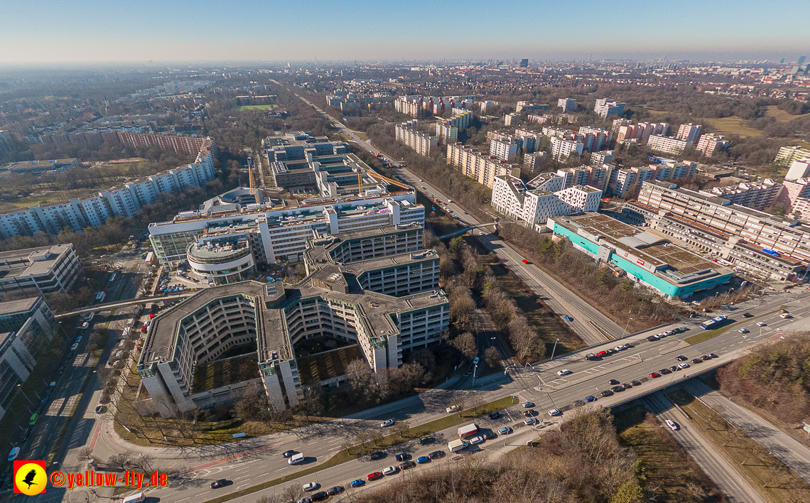 15.02.2023 - Luftbilder Perlach Plaza, Allianz, Wacker, Rentenversicherung, PEP